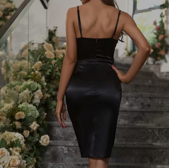 Spaghetti Strap Splicing Illusion Lace Satin Sexy Bodycon Dress - Picture 7 of 14